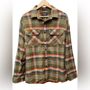 beautiful soft red/white/blue plaid on khaki green PENDELTON Burnside flannel